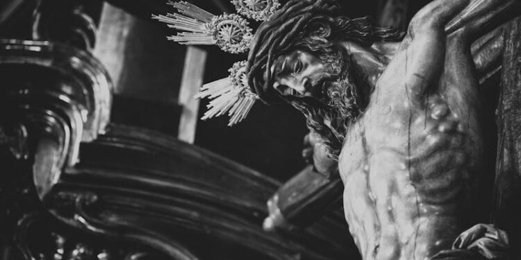 Ato de Deus: Como é Tratado nos Seguros