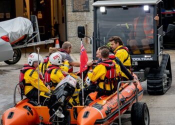 Brasil Salvage: O Que É e Seu Papel no Resgate Marítimo