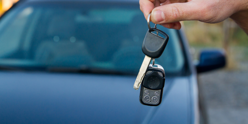 Qual a diferença entre seguro auto completo e contra terceiros?